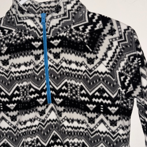T by Talbots Half Zip Geo Print Fleece Pullover Kangaroo🦘Pocket, Size P - Picture 2 of 15